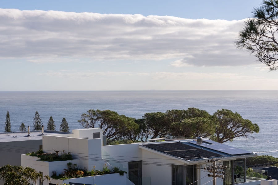 6 Bedroom Property for Sale in Camps Bay Western Cape